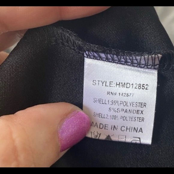 Jrs. Little Black Dress - Picture 4 of 15